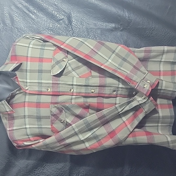 Sutter & Grand flannel men's size Large in Red, grey and black. OPEN TO OFFERS - Picture 6 of 10